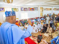 Gombe Governor Visits Billiri, Donates N10m to Easter Tragedy Victims’ Families