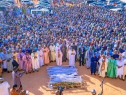 Governor Inuwa Yahaya Attends Funeral Prayers for Journalists Killed in Auto Crash, Visits Survivors